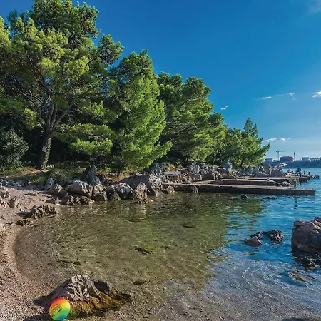 Apartamento 2 Bedroom Cozy In