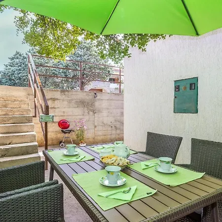 Apartamento Beautiful In With Wifi *
